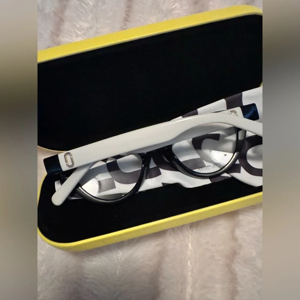 Marc Jacobs Chic Cat-Eye Glasses